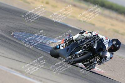 media/Aug-19-2022-TrackDaz (Fri) [[a0110a8595]]/Club Race/10am (Outside Grapevine)/